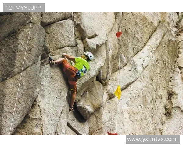 深圳攀岩队中路突破的成功与挑战分析及未来展望